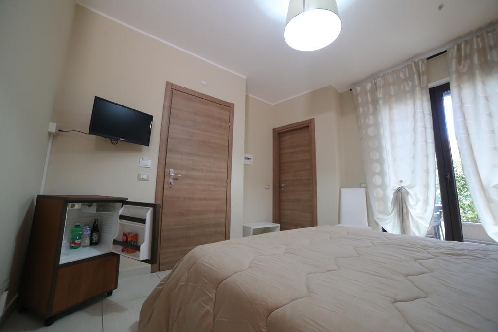 B&B Ciclopi Aci Castello Eksteriør bilde